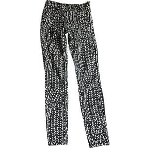 H&M 2 Black White Patterned Casual Jeggings Jeans